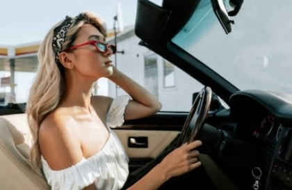Ôn thi Lý Thuyết GPLX hạng B2: Đề số 15